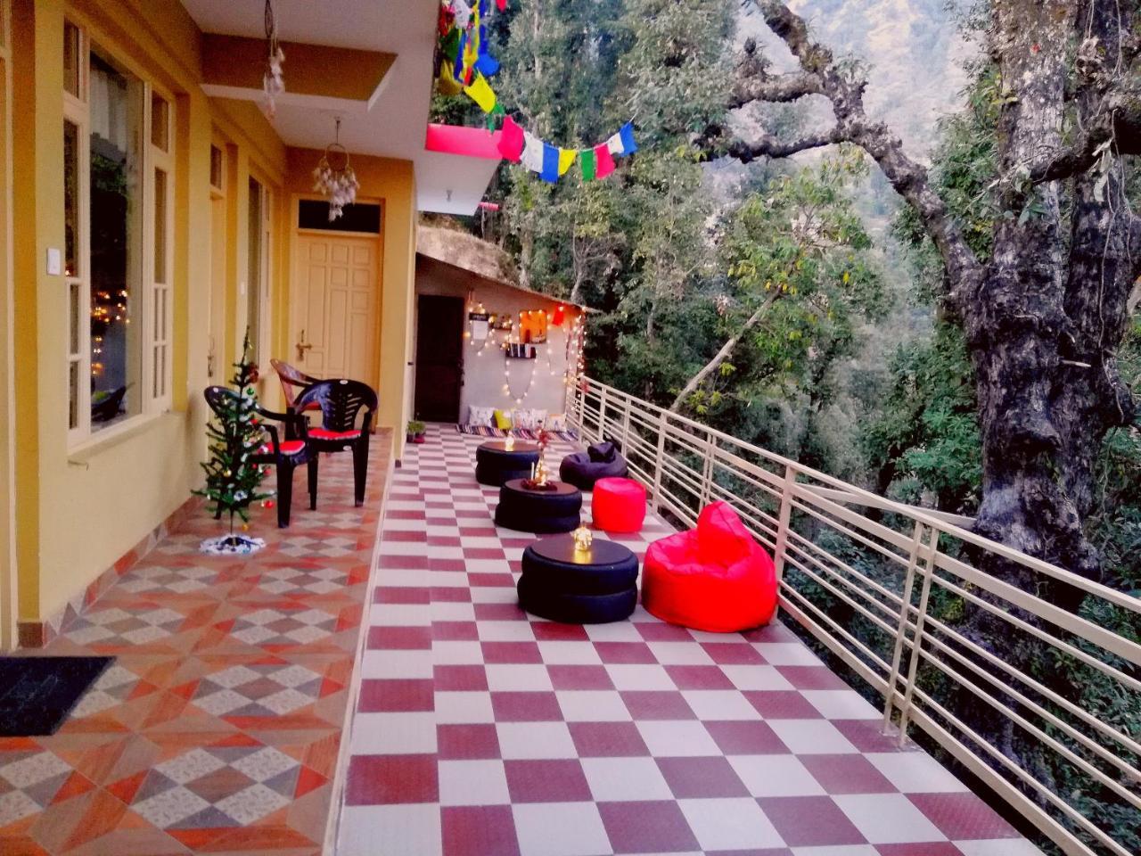 فندق دارامشالافي  The Unmad, Dharamkot المظهر الخارجي الصورة